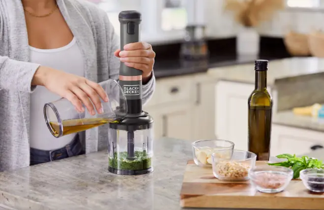 Black & Decker Immersion Blender Gray - Lifestyle.webp
